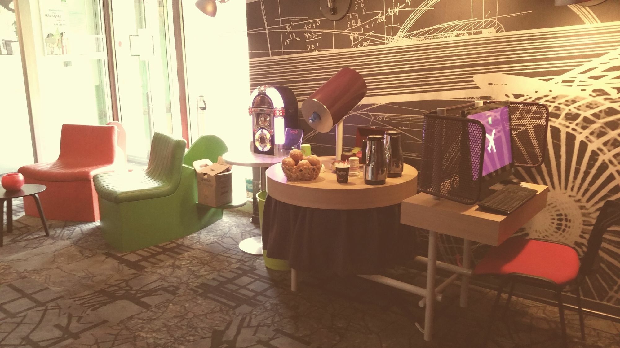 Ibis Styles Paris Velizy Hotel Bagian luar foto